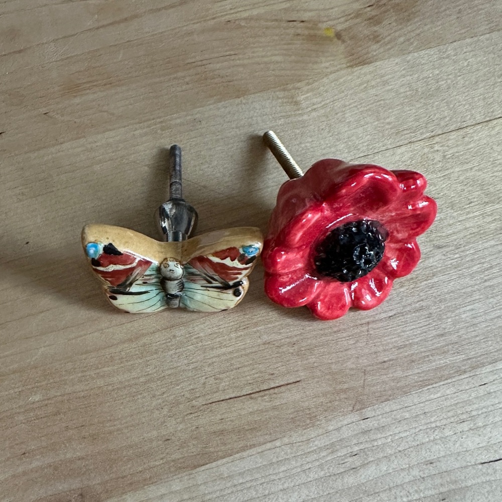 2 ANTHROPOLOGIE KNOBS
